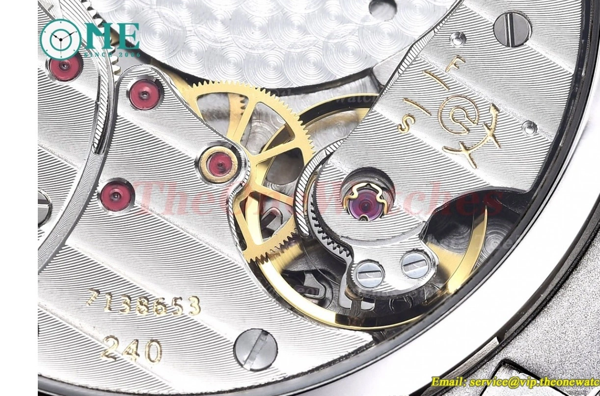 Nautilus Black SS A240 LE 40mm GRF Stk 5712 0417